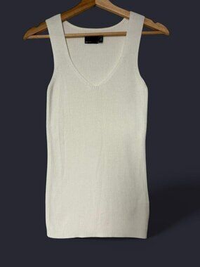 Asos Maternity Tank Top Women's Size 0 Cream Sleeveless Knit Strappy V Neck Cami